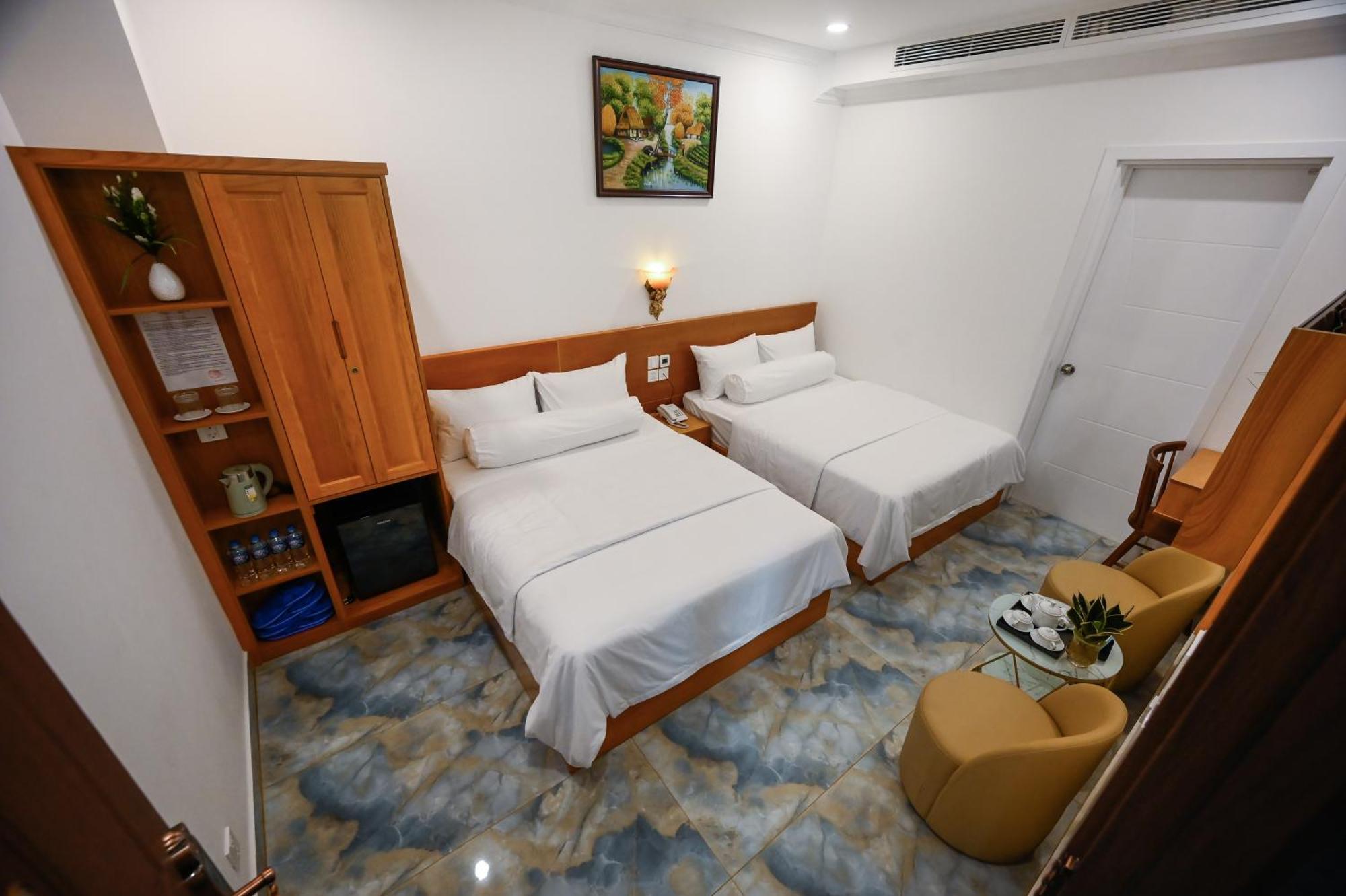 Ly Ly 2 Hotel Ho Chi Minh City