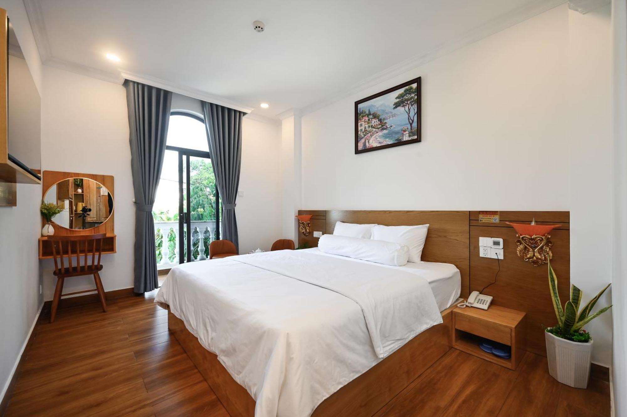 Ly Ly 2 Ho Chi Minh City