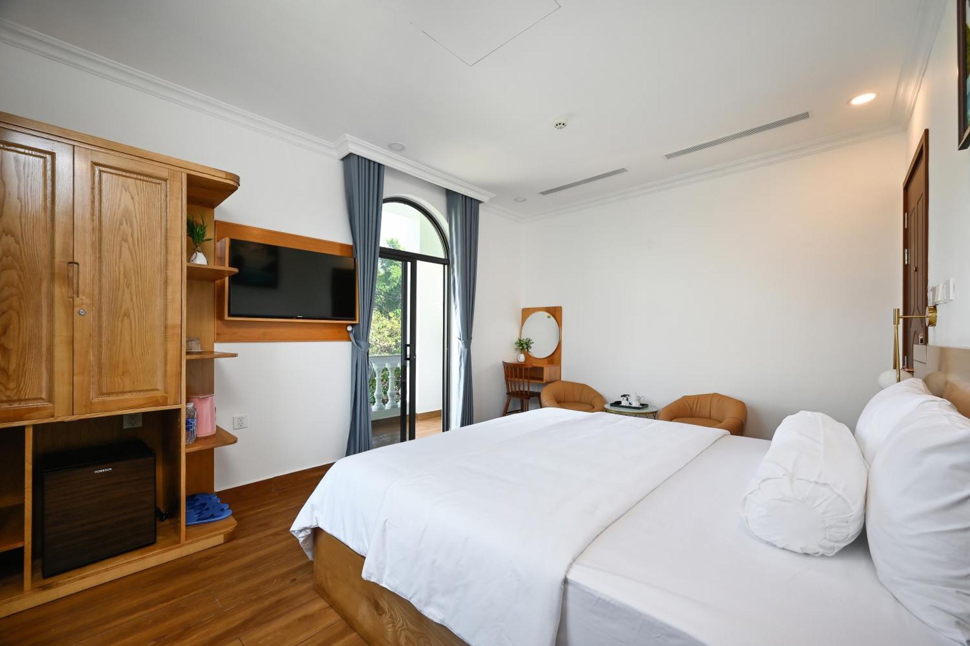 Hotel Ly Ly 2